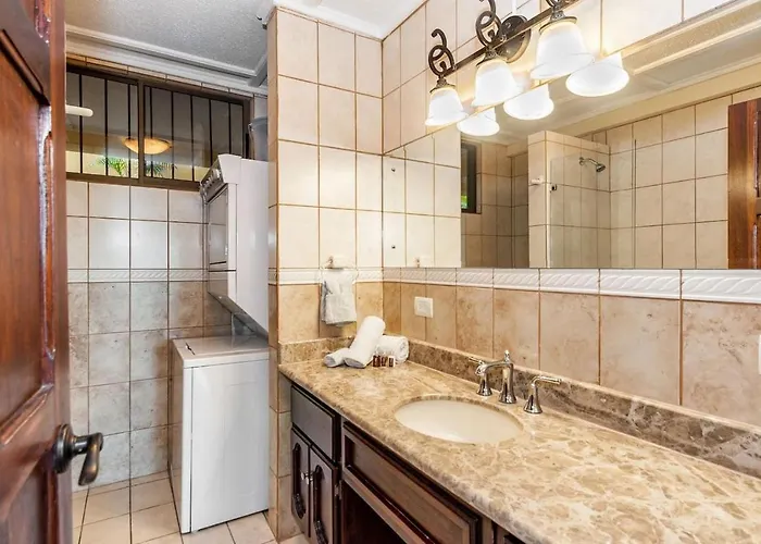 Big-beautiful Unit In Flamingo Sleeps 8-with Breathtaking Ocean Views 4*