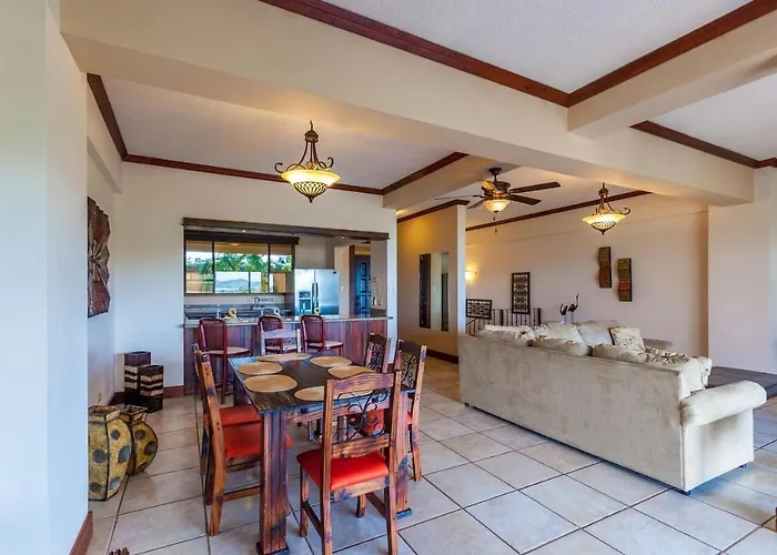 Big-beautiful Unit In Flamingo Sleeps 8-with Breathtaking Ocean Views Hotel