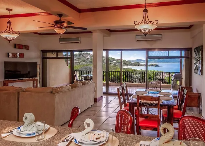 Hotel Big-beautiful Unit In Flamingo Sleeps 8-with Breathtaking Ocean Views 4*