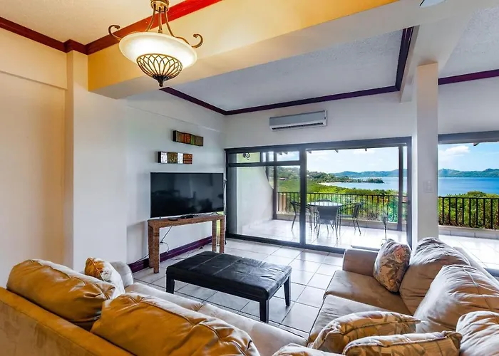 Big-beautiful Unit In Flamingo Sleeps 8-with Breathtaking Ocean Views 4*