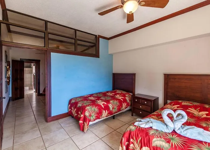 Big-beautiful Unit In Flamingo Sleeps 8-with Breathtaking Ocean Views 4*