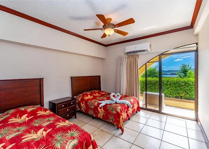 Big-beautiful Unit In Flamingo Sleeps 8-with Breathtaking Ocean Views 4* Playa Flamingo